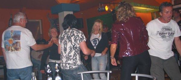 let´s dance.jpg